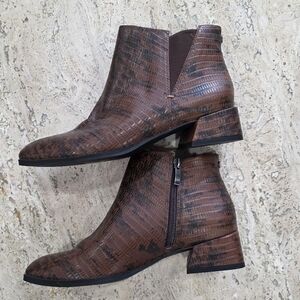 NWOT Franco Sarto Textured Booties